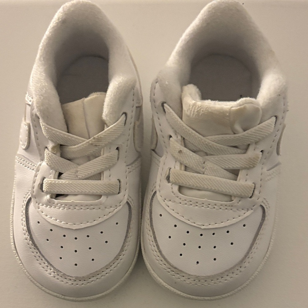 Nike Air Force 1 White Leather Lace-Up Crib Sneakers